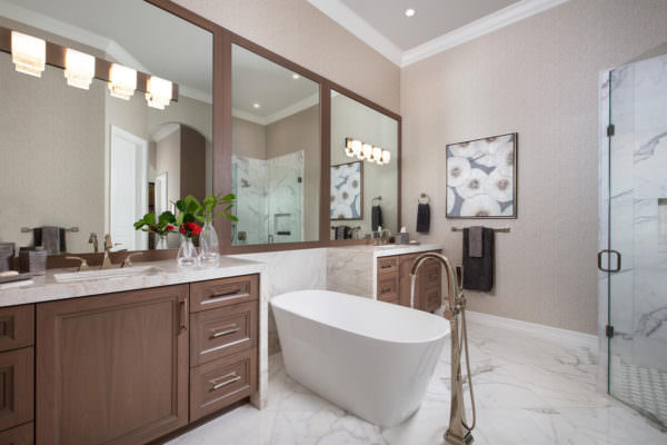 2717-Olde-Cypress-Dr-Naples-FL-large-004-006-Master-Bath-1500x1000-72dpi